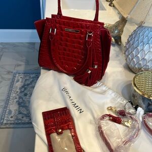 Red Brahmin purse and wallet used once